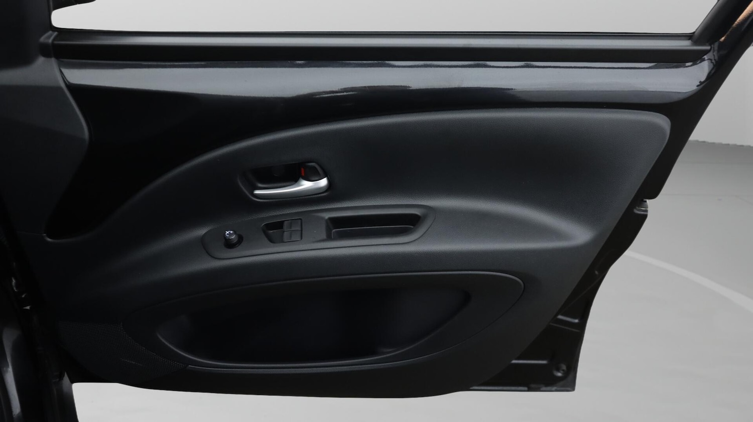 Used Toyota Aygo X 2023 for sale - 76499077: Photo 16