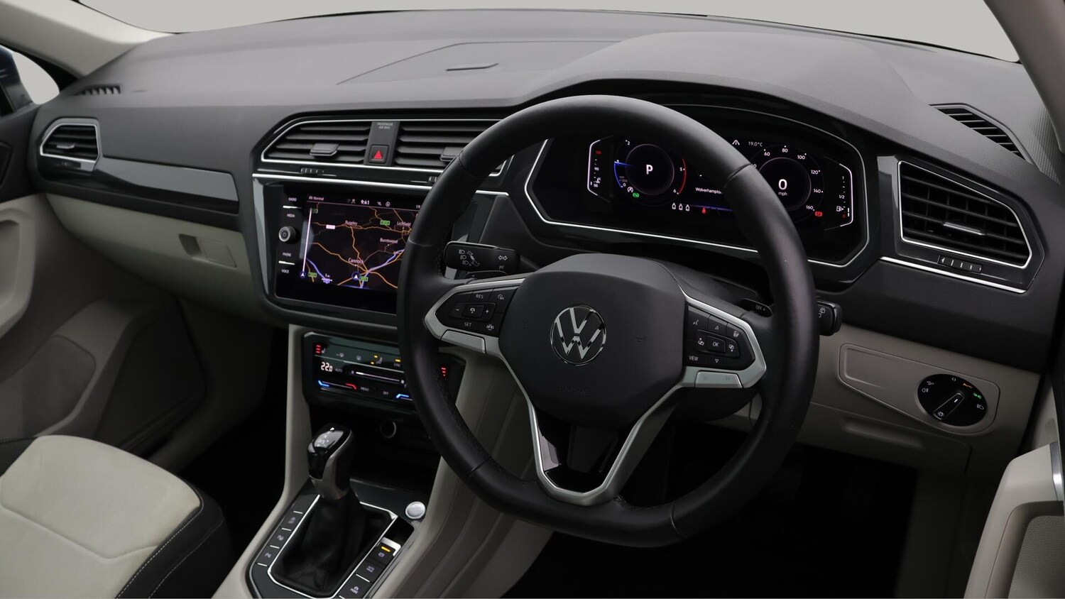 Used Volkswagen Tiguan 2021 for sale - 76001914: Photo 10