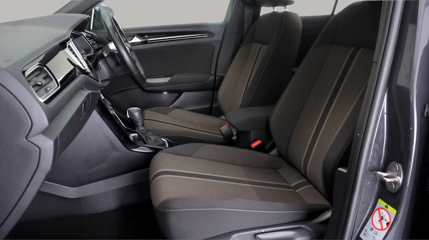 Used Volkswagen T-Roc 2022 for sale - 77540577: Photo 13