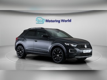 Used Volkswagen T-Roc 2022 for sale - 77540577: Photo