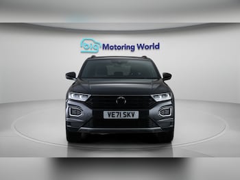 Used Volkswagen T-Roc 2022 for sale - 77540577: Photo