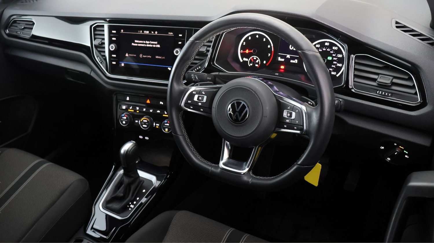 Used Volkswagen T-Roc 2022 for sale - 77540577: Photo 9