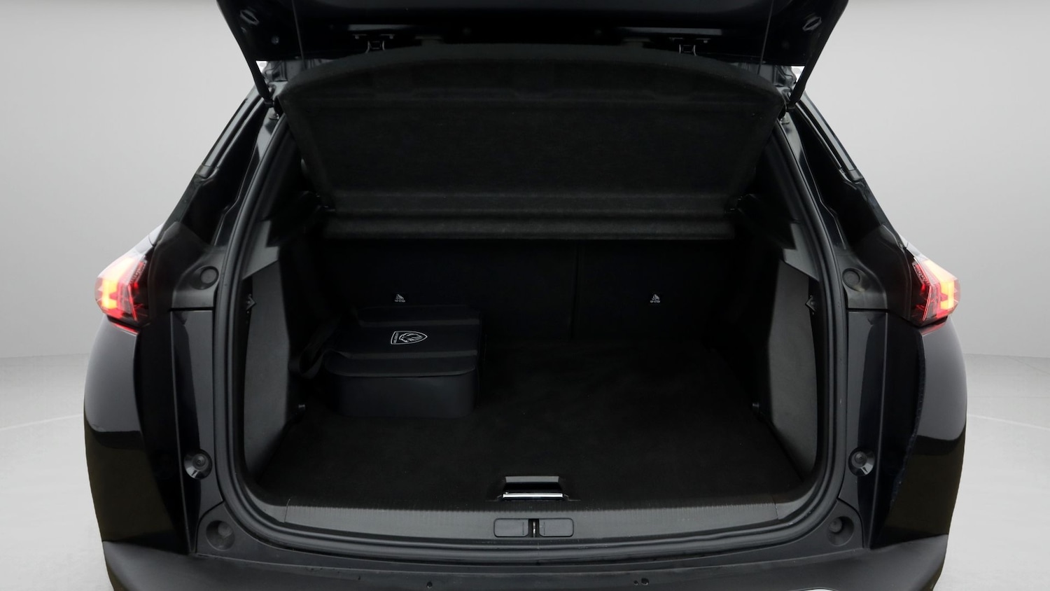 Used Peugeot E-2008 for sale - 77854446: Photo 17