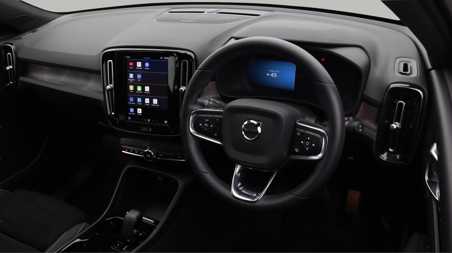 Used Volvo XC40 for sale - 76735089: Photo 10