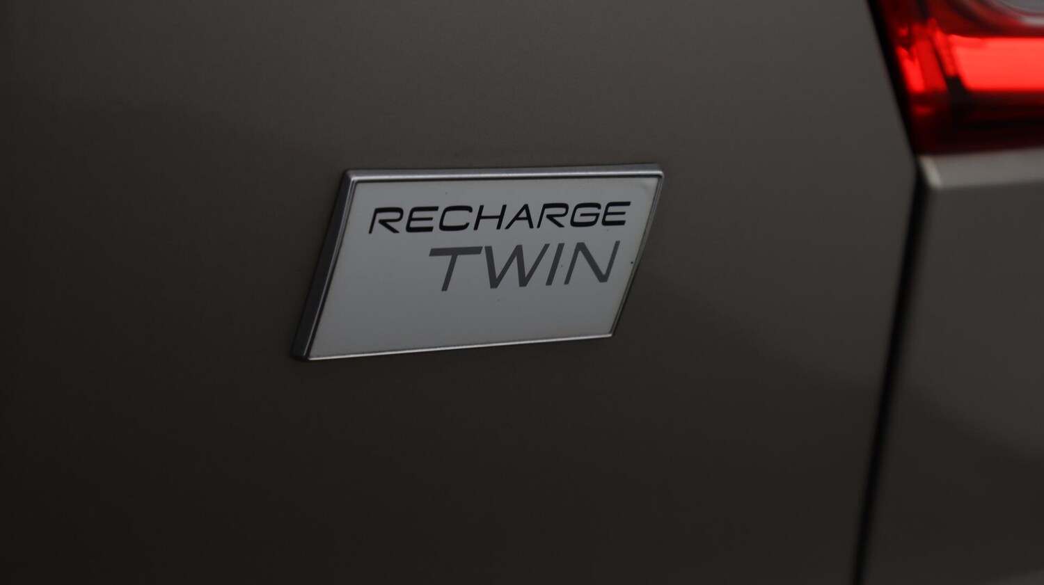 Used Volvo XC40 for sale - 76735089: Photo 23