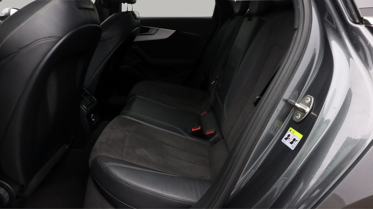 Used Audi A4 Avant 2020 for sale - 78018686: Photo 16