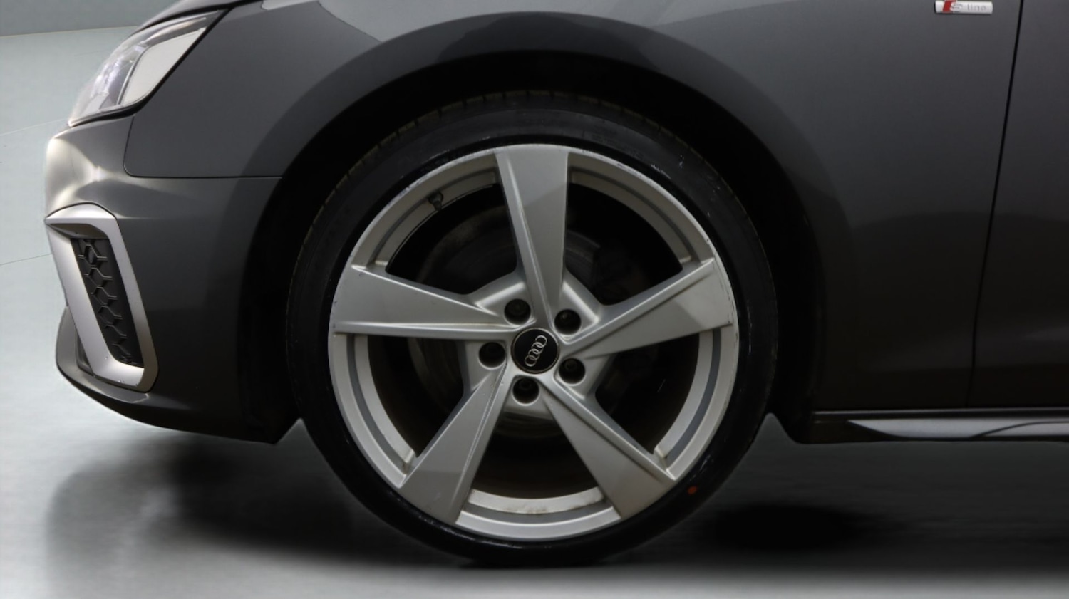 Used Audi A4 Avant 2020 for sale - 78018686: Photo 18