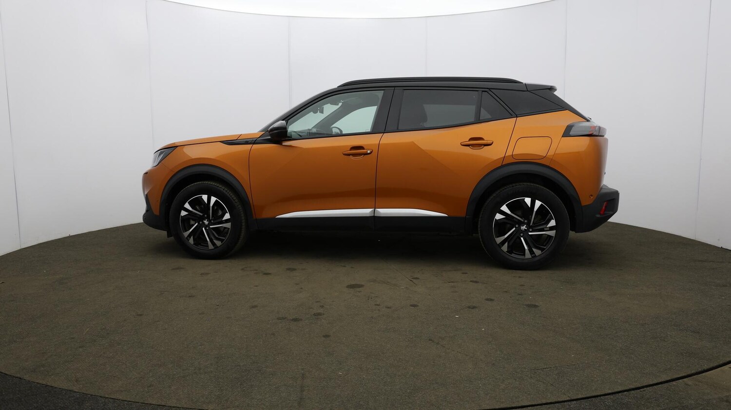 Used Peugeot E-2008 2021 for sale - 76084154: Photo 72