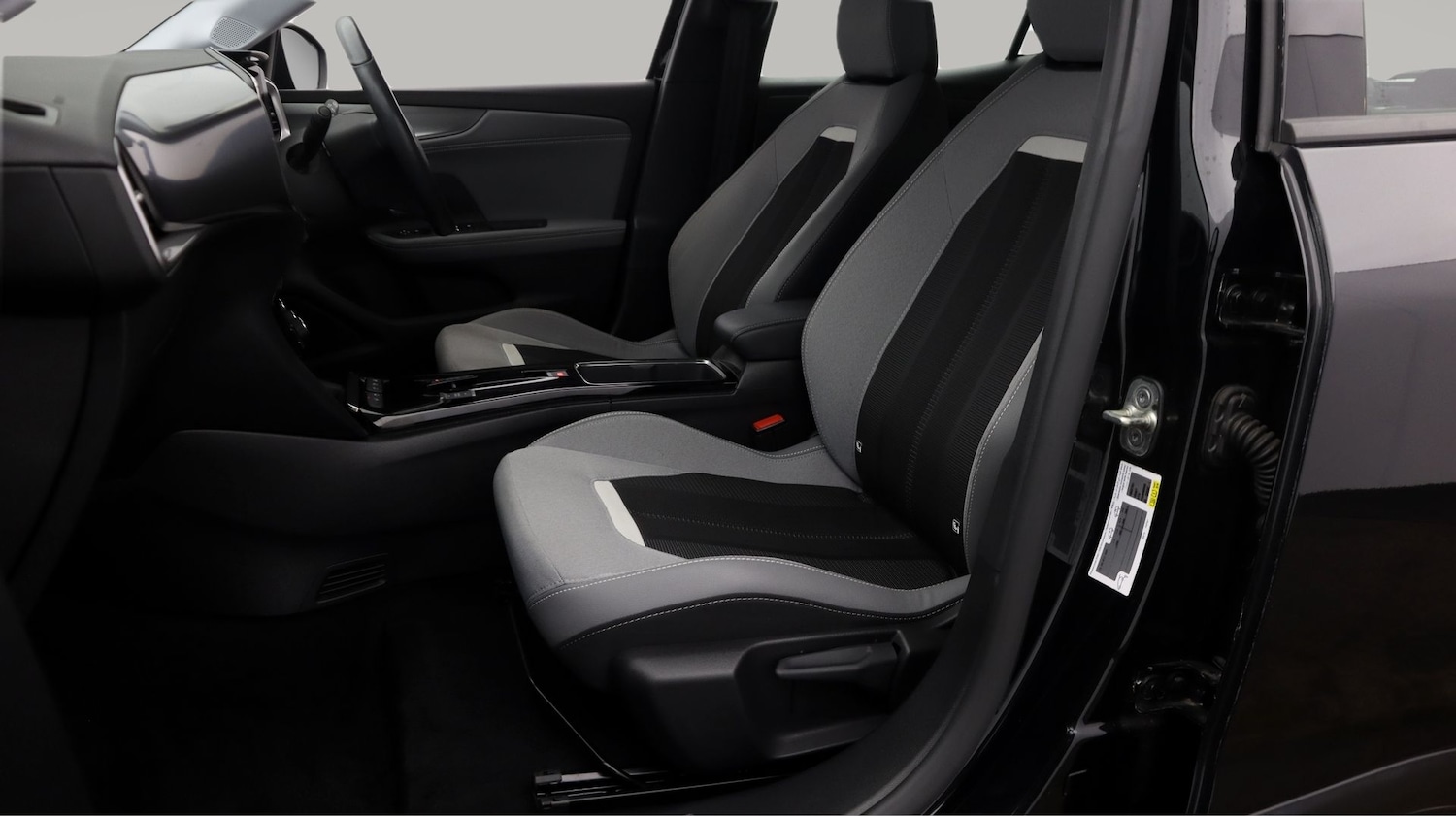 Used Vauxhall Mokka Electric for sale - 77410805: Photo 14