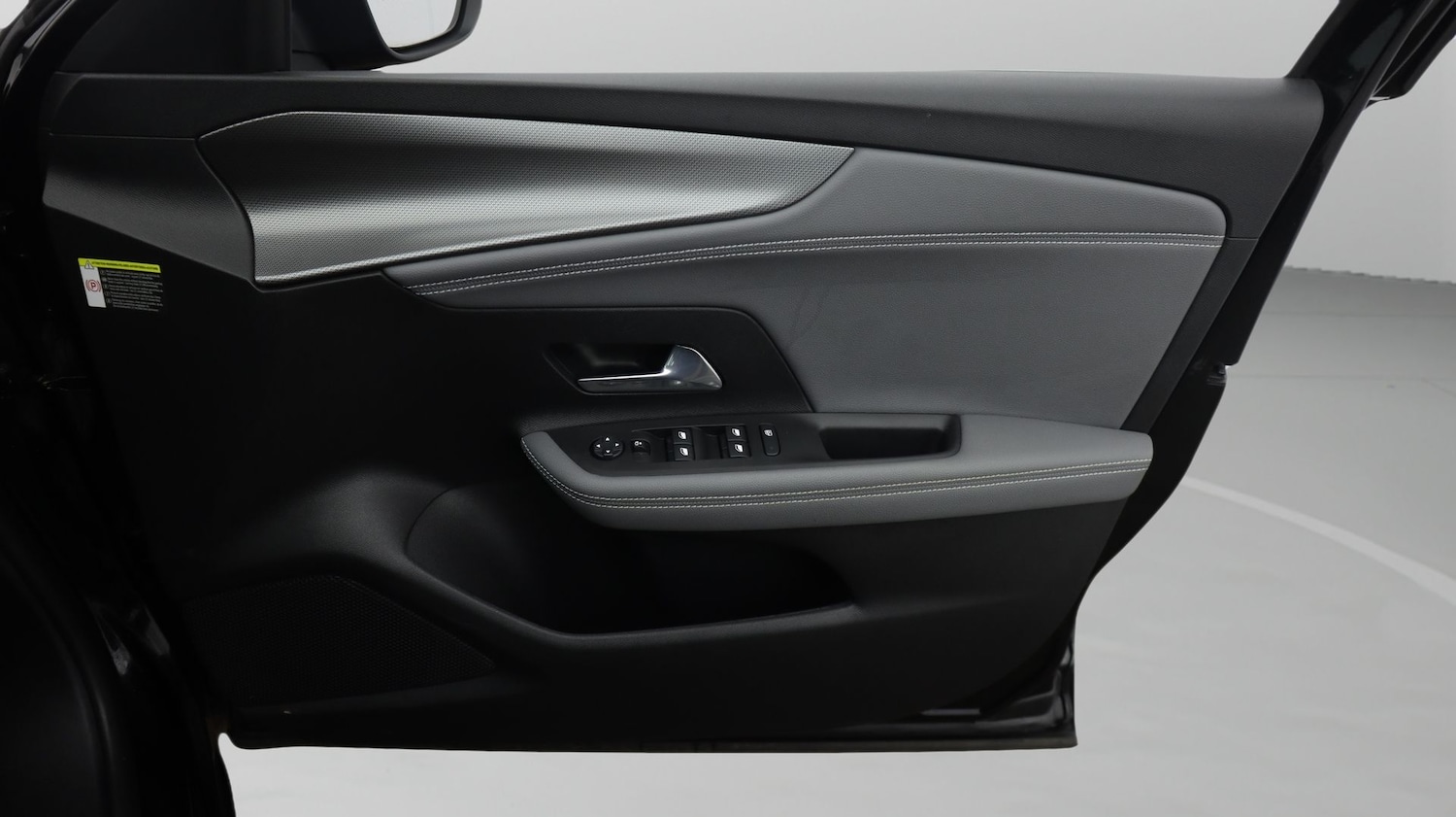 Used Vauxhall Mokka Electric for sale - 77410805: Photo 15