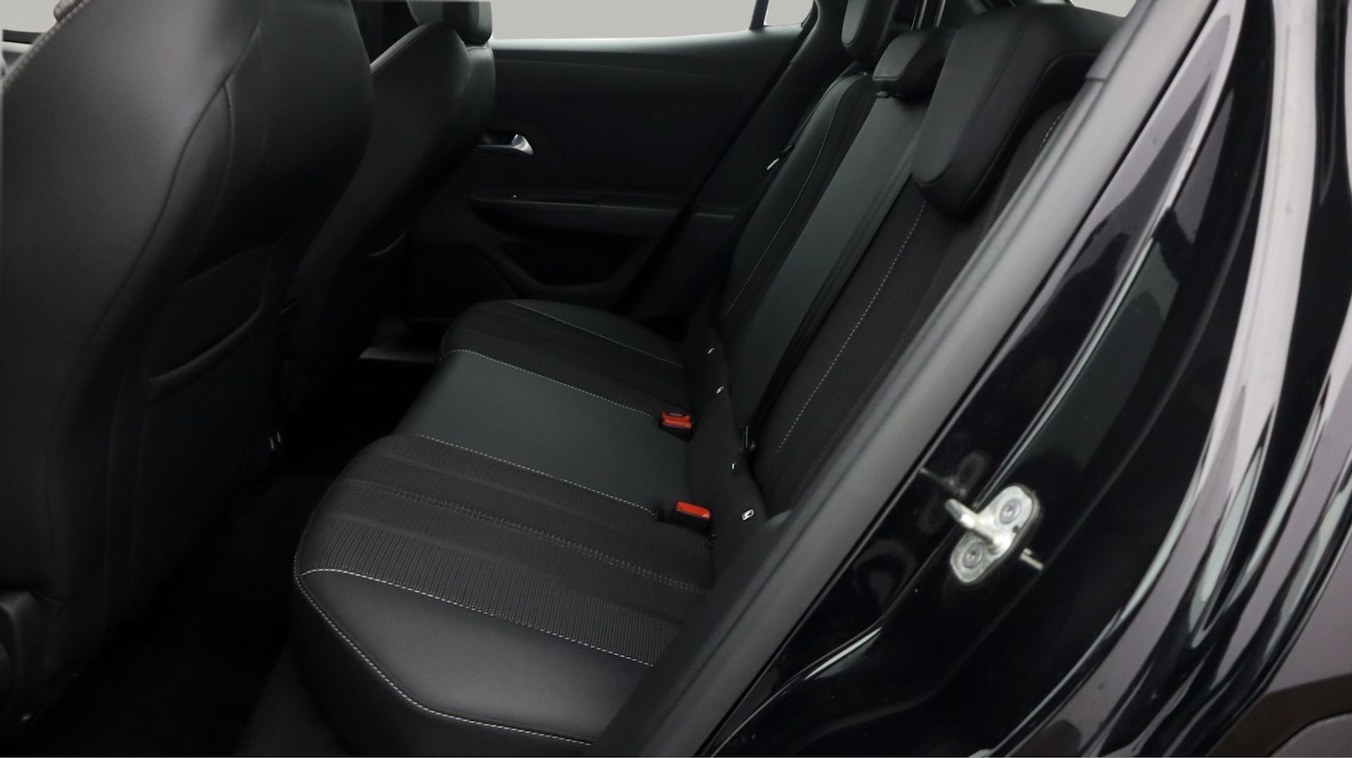 Used Vauxhall Mokka Electric for sale - 77410805: Photo 16