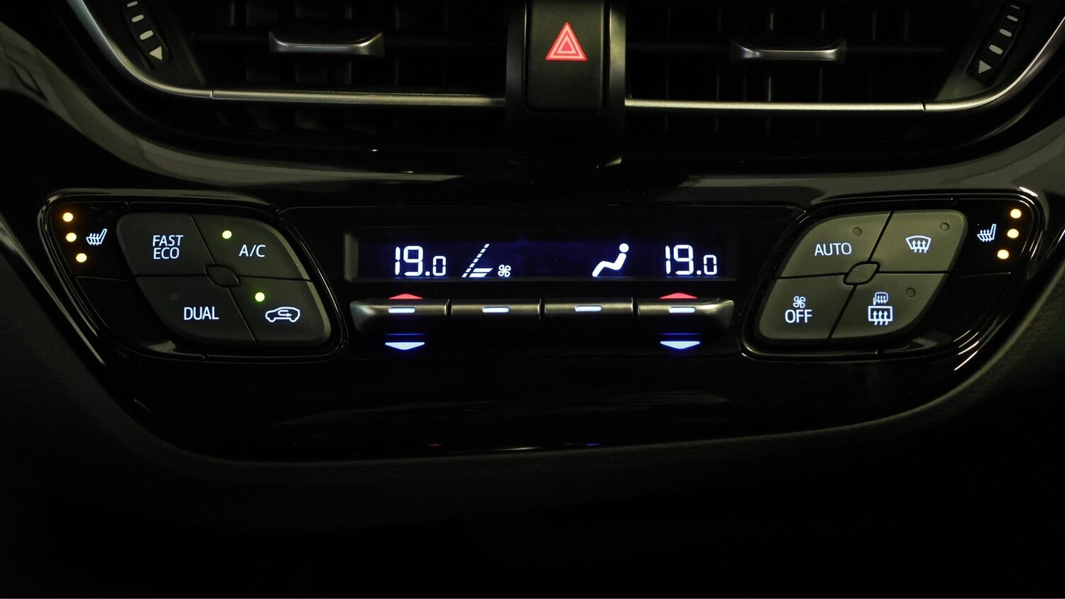 Used Toyota C-HR 2023 for sale - 76166386: Photo 13