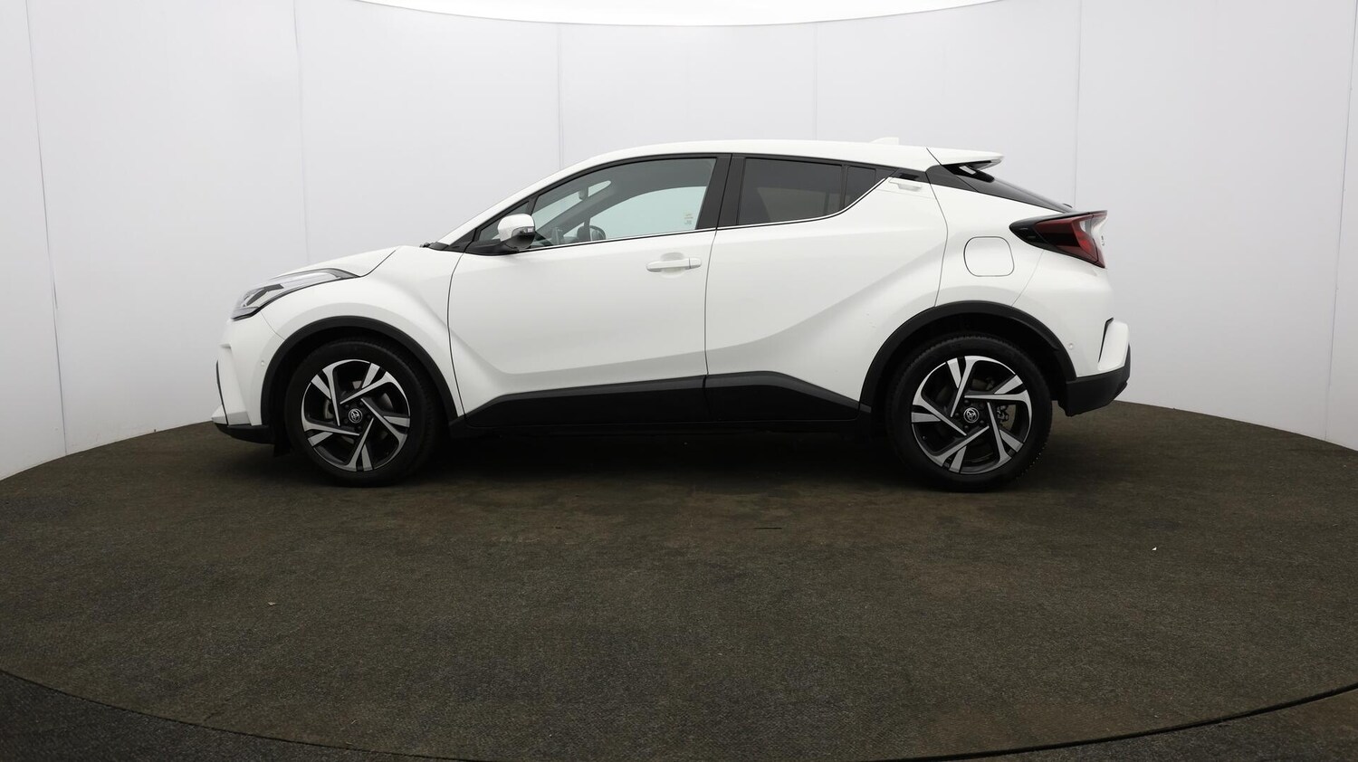 Used Toyota C-HR 2023 for sale - 76166386: Photo 72