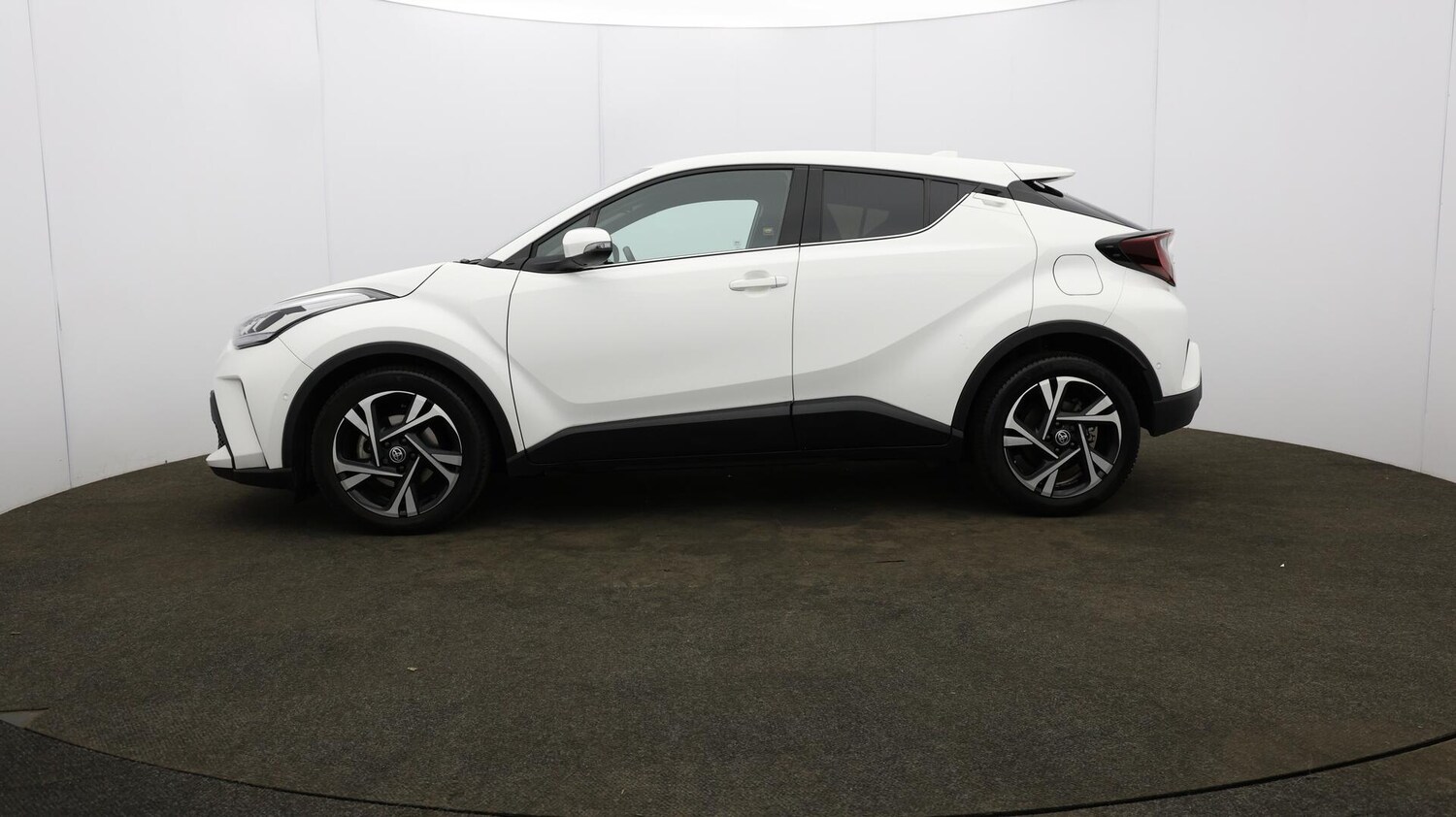 Used Toyota C-HR 2023 for sale - 76166386: Photo 73