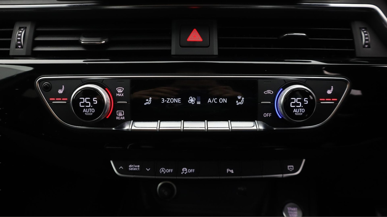 Used Audi A4 2021 for sale - 76633071: Photo 13