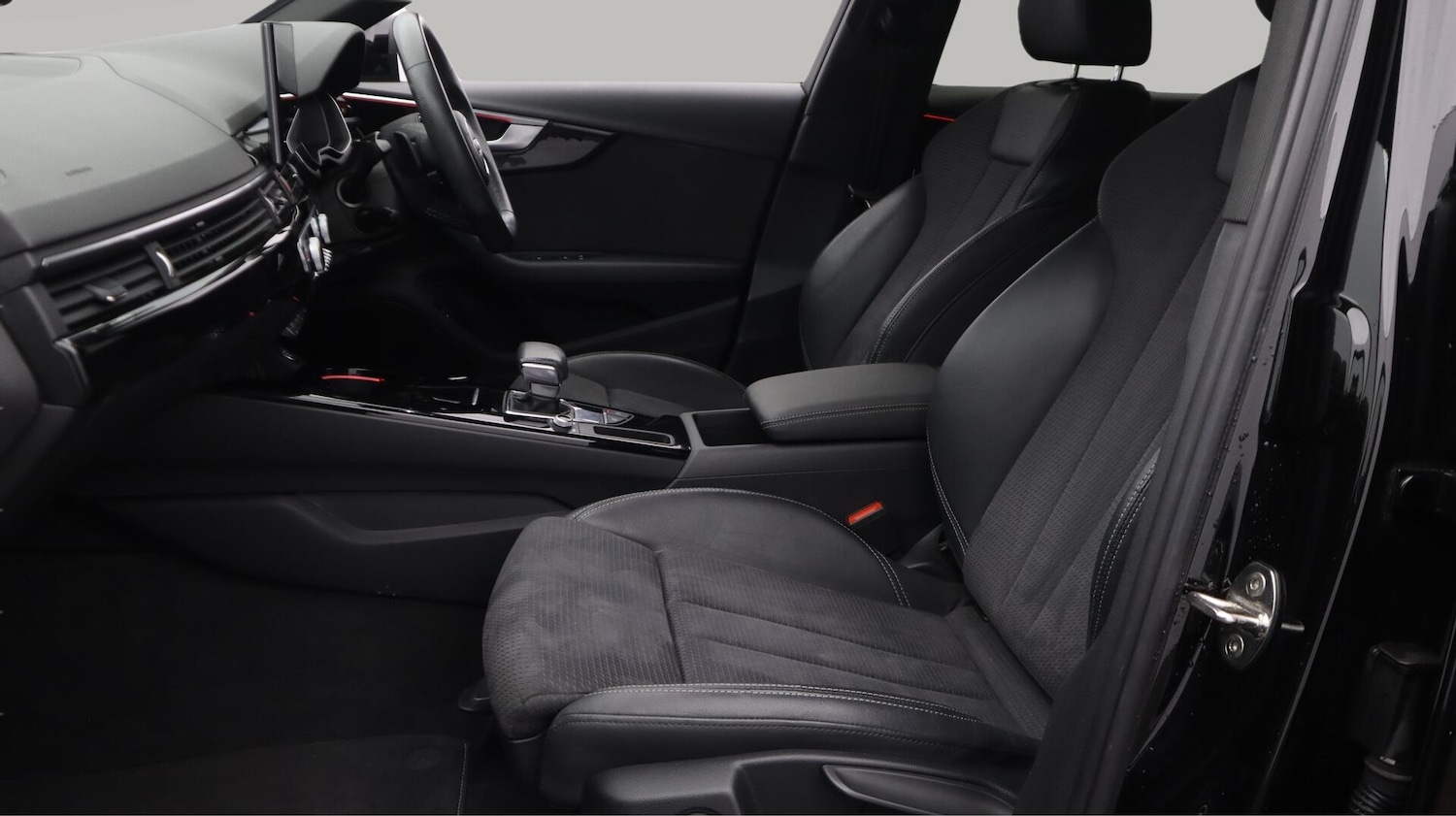 Used Audi A4 2021 for sale - 76633071: Photo 15