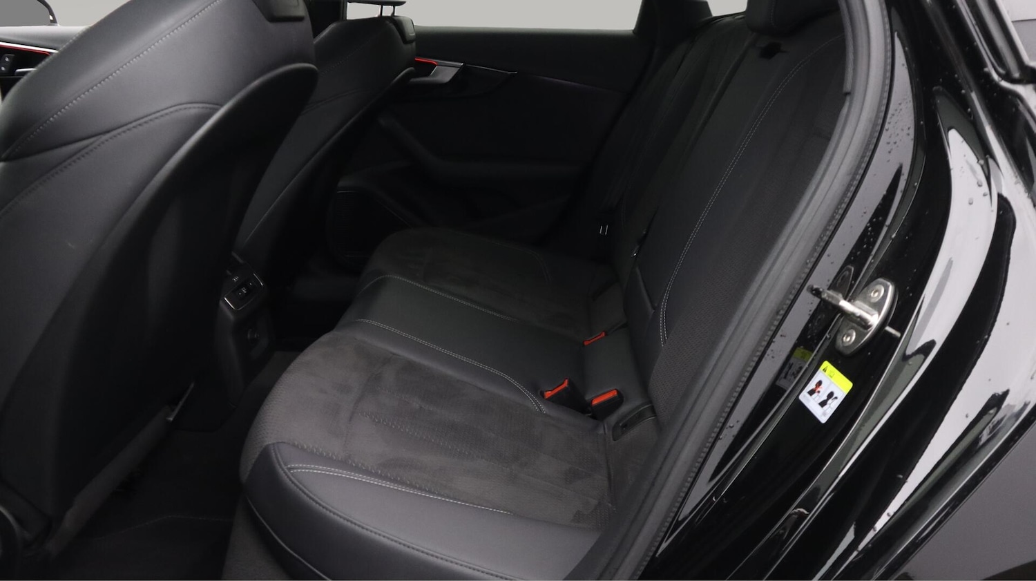 Used Audi A4 2021 for sale - 76633071: Photo 17