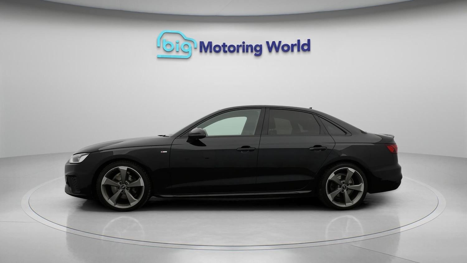Used Audi A4 2021 for sale - 76633071: Photo 5