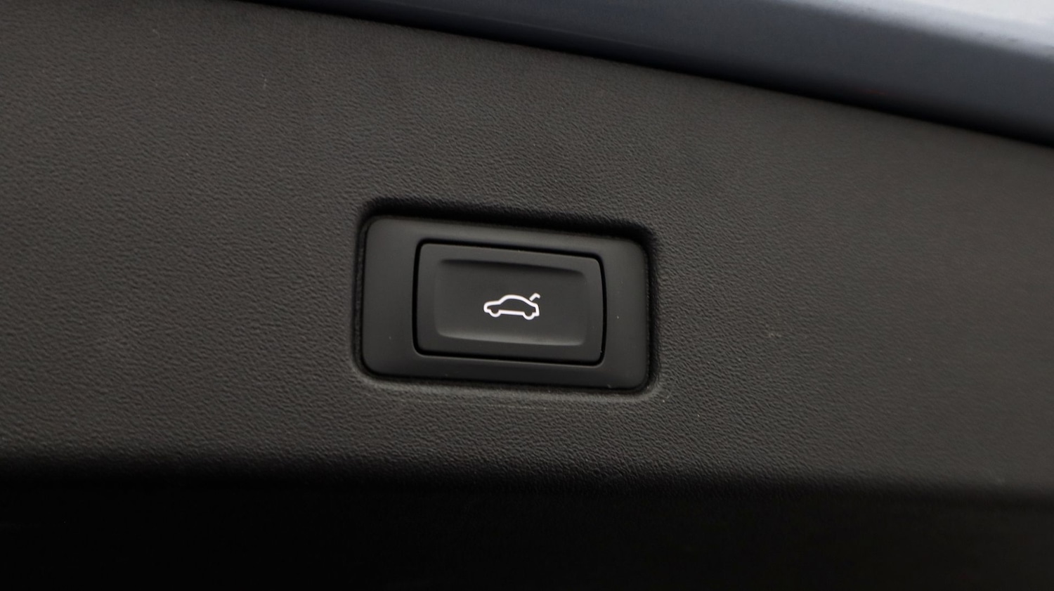 Used Audi Q4 e-tron 2023 for sale - 77746134: Photo 25