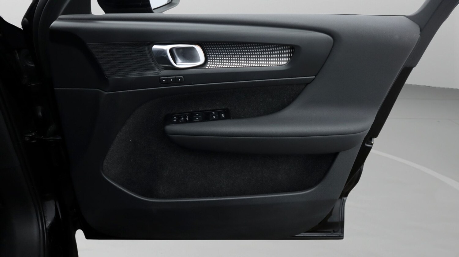 Used Volvo XC40 2022 for sale - 77467126: Photo 15