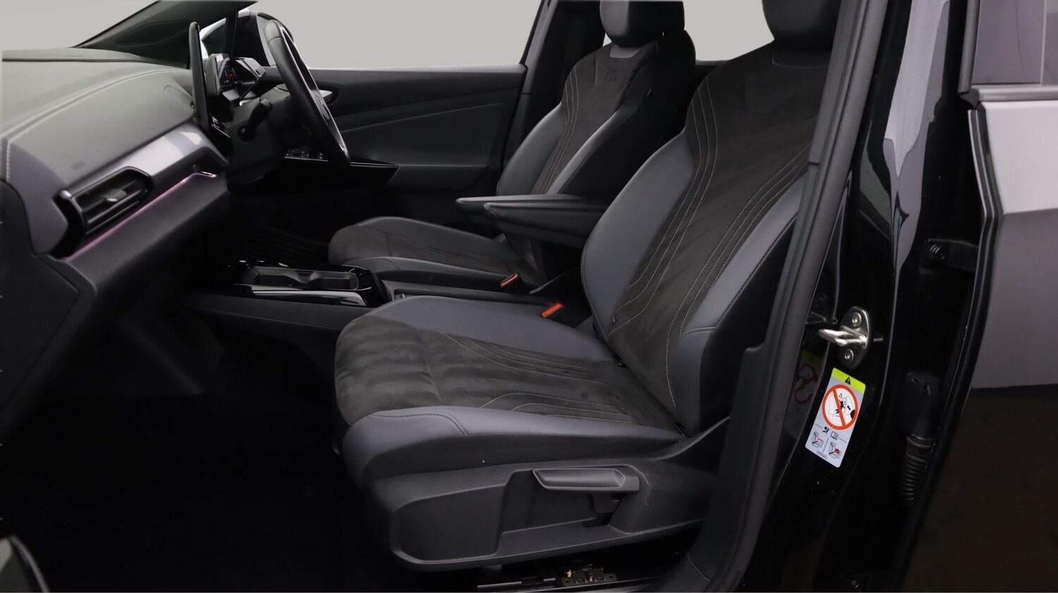 Used Volkswagen ID.5 2023 for sale - 77759609: Photo 14