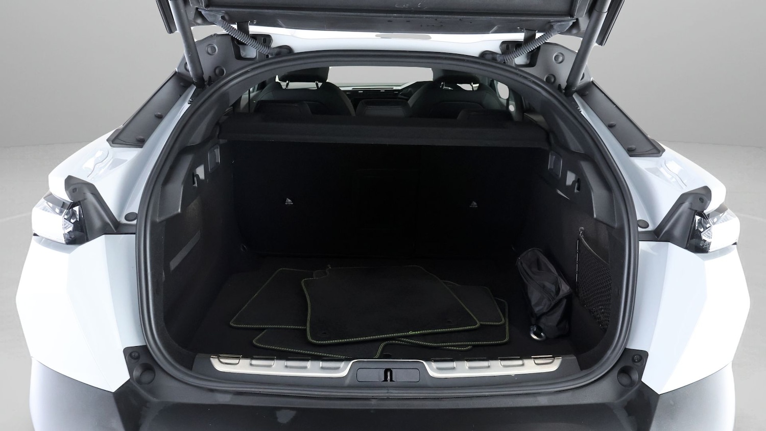 Used Peugeot 408 2024 for sale - 77966624: Photo 16