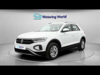 Used Volkswagen T-Roc 2023 for sale - 74081439: Photo
