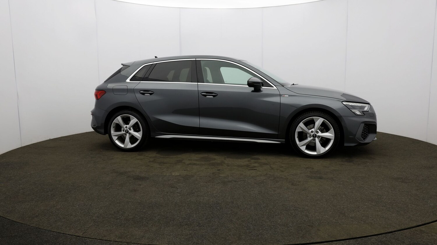 Used Audi A3 for sale - 76809856: Photo 46