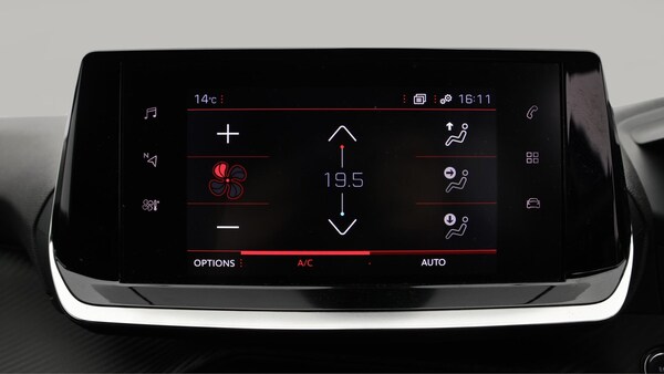 Used Peugeot 2008 2023 for sale - 76246709: Photo 13