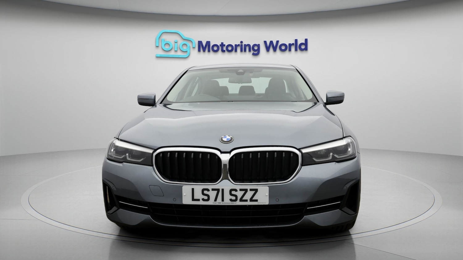 Used BMW 5 Series for sale - 77370486: Photo 2