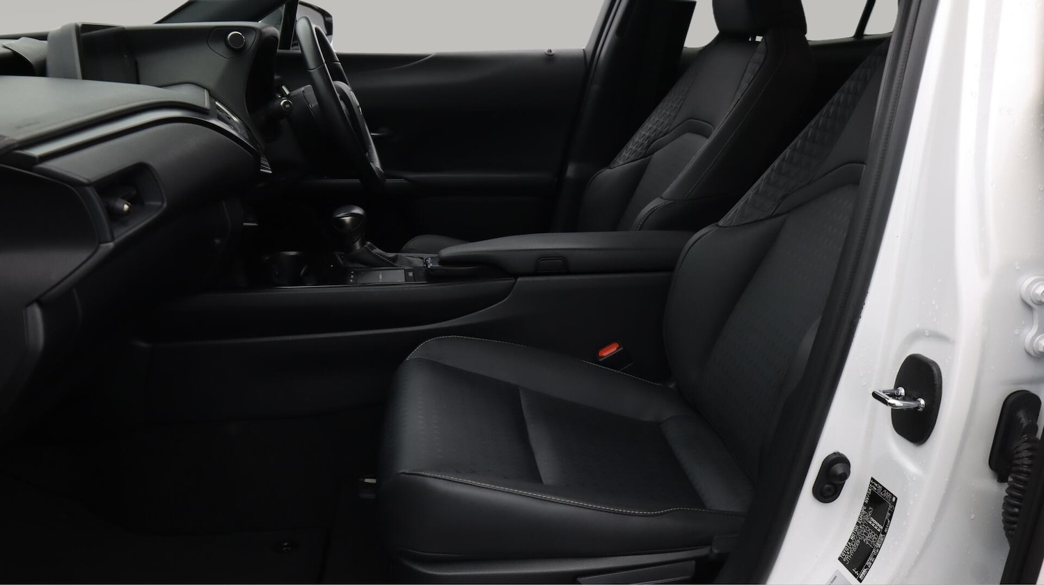 Used Lexus UX 2022 for sale - 76607619: Photo 15