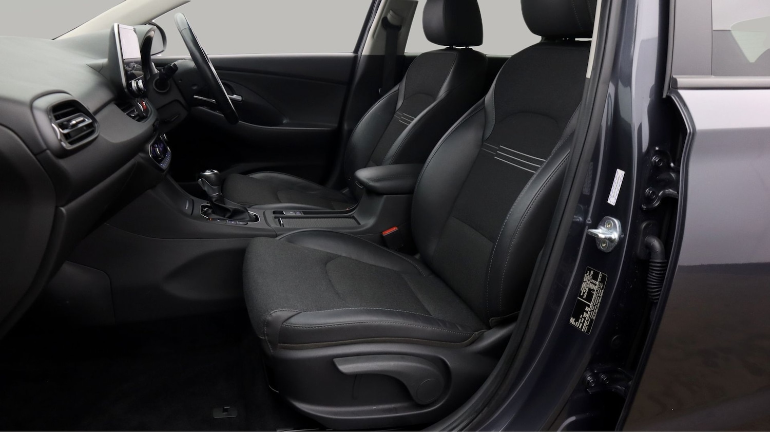 Used Hyundai i30 2022 for sale - 77622271: Photo 14