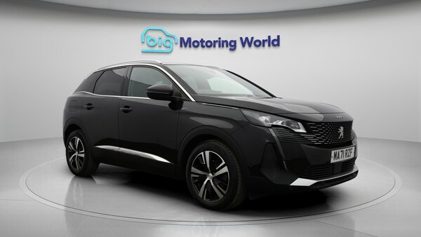 Used Peugeot 3008 2021 for sale - 76306620: Photo 2