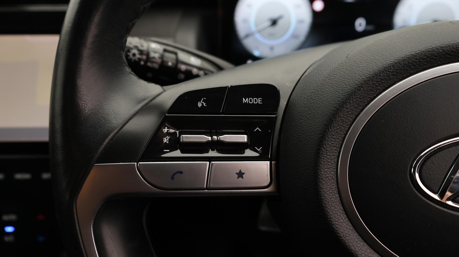 Used Hyundai TUCSON 2021 for sale - 76633040: Photo 24