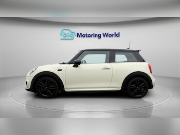 Used MINI Hatch 2019 for sale - 78255082: Photo