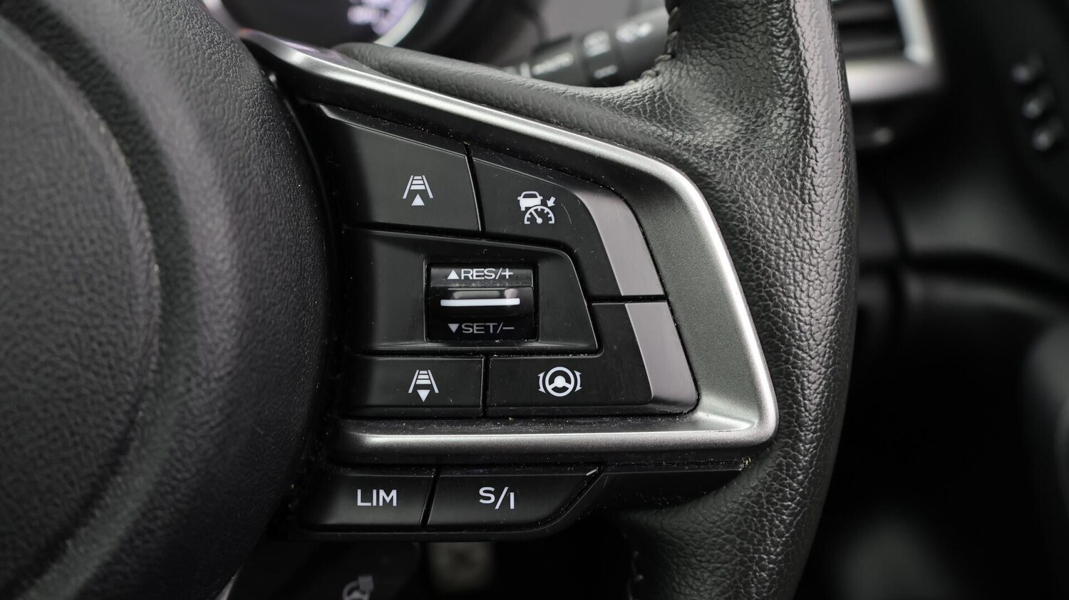 Used Subaru Forester 2023 for sale - 76071593: Photo 33