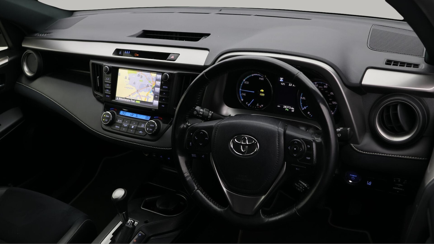 Used Toyota RAV4 2018 for sale - 76059329: Photo 10