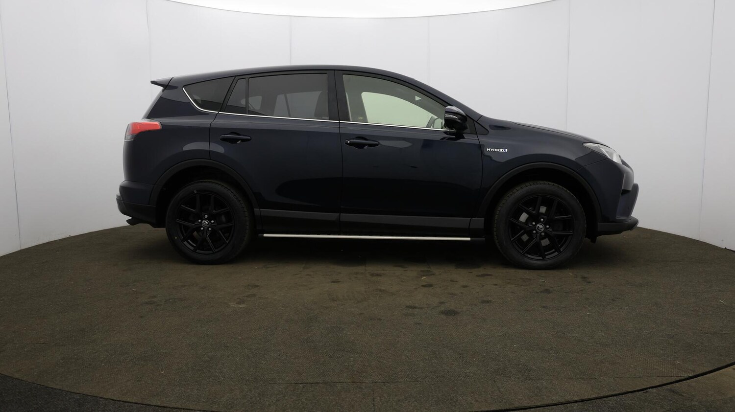 Used Toyota RAV4 2018 for sale - 76059329: Photo 56
