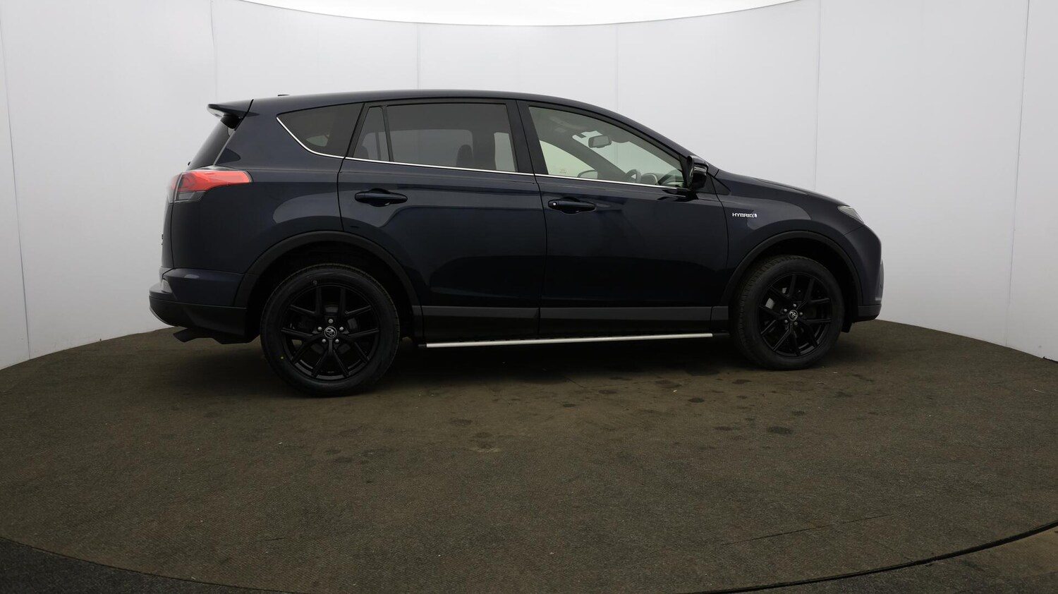 Used Toyota RAV4 2018 for sale - 76059329: Photo 58