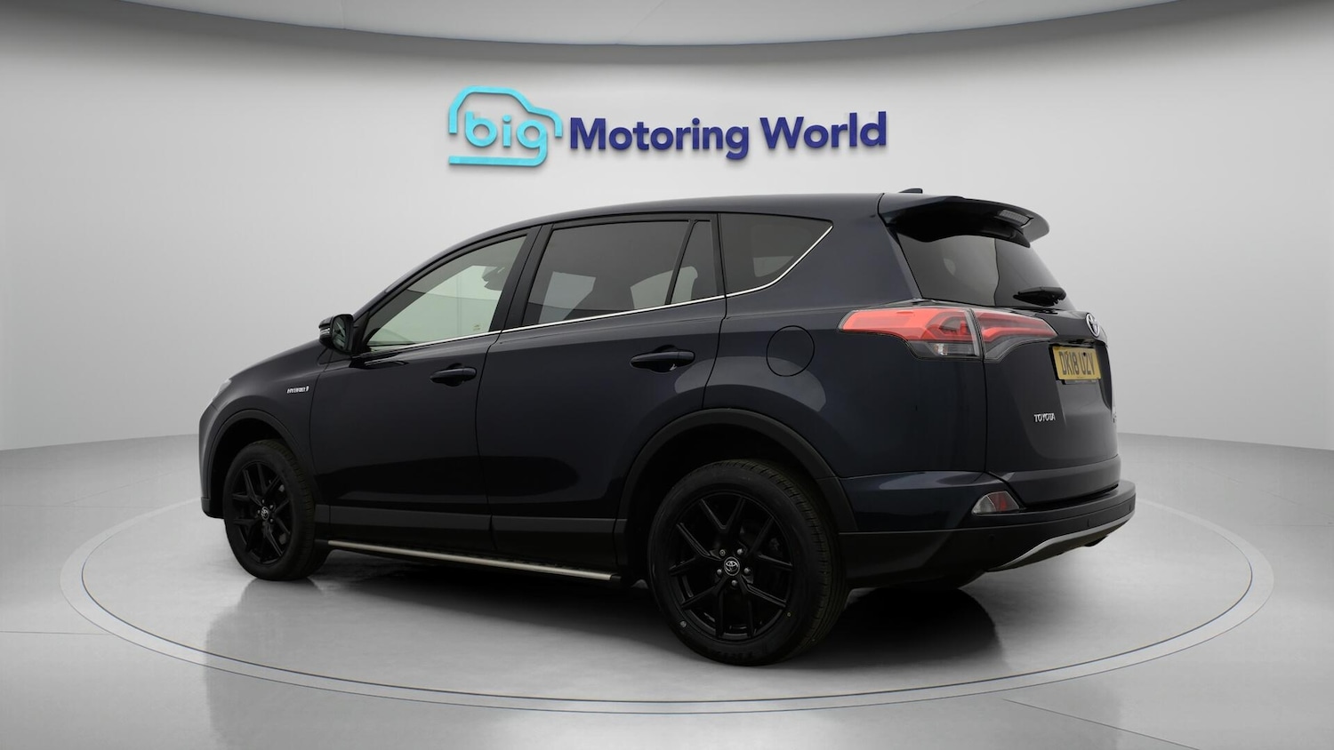 Used Toyota RAV4 2018 for sale - 76059329: Photo 6
