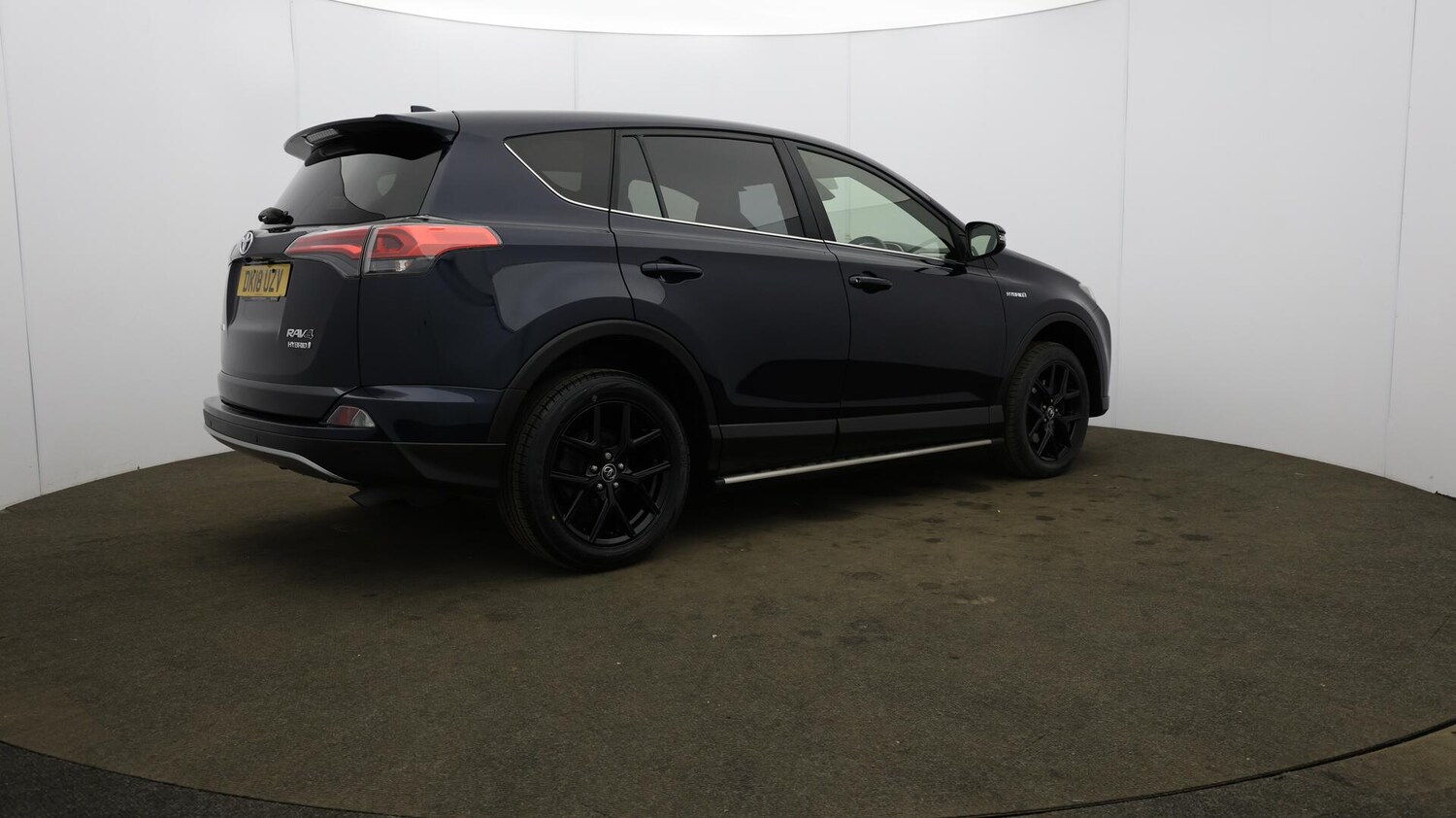 Used Toyota RAV4 2018 for sale - 76059329: Photo 62