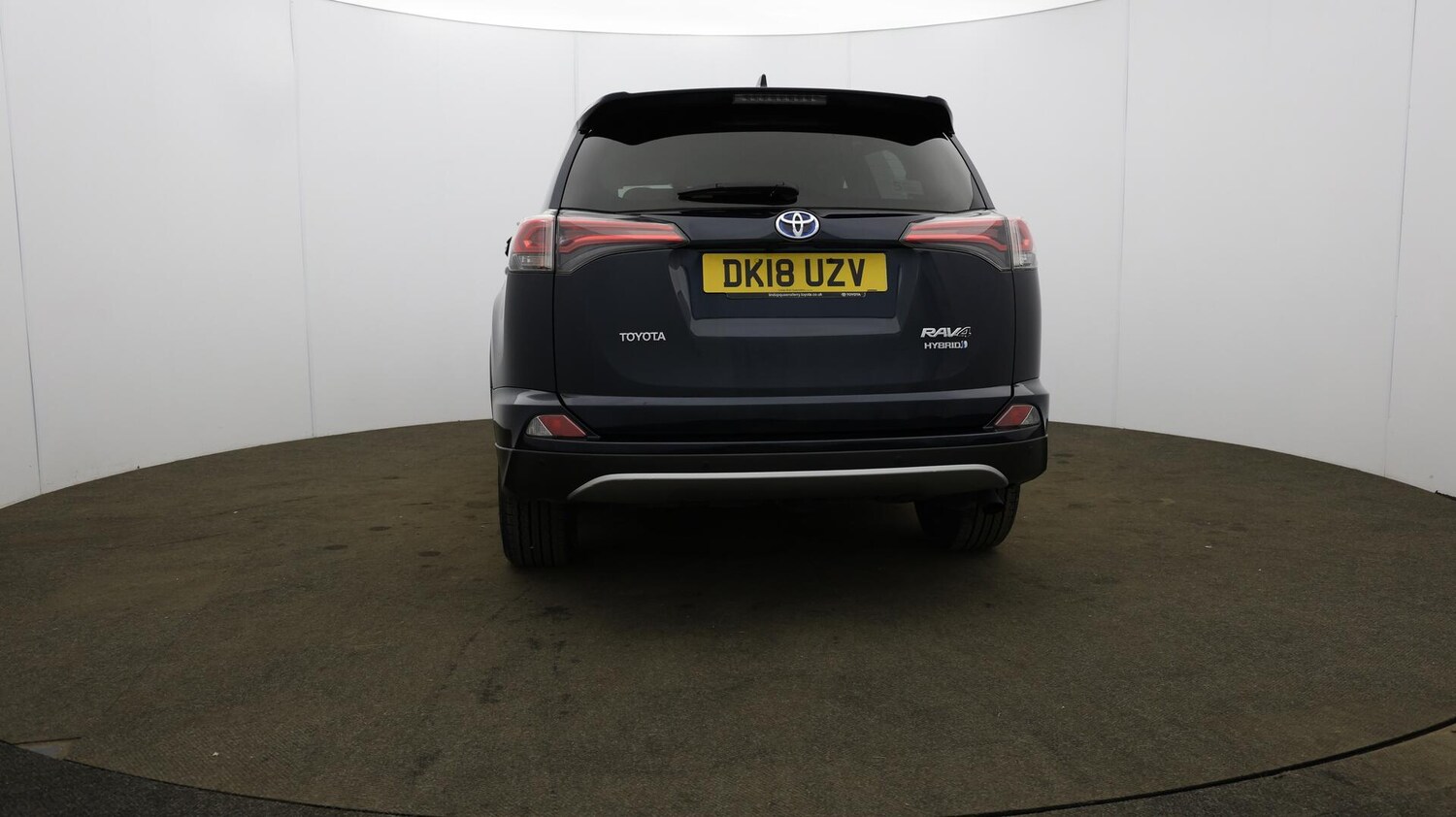 Used Toyota RAV4 2018 for sale - 76059329: Photo 68