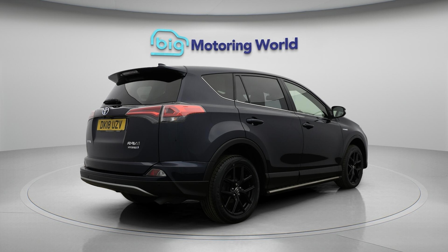 Used Toyota RAV4 2018 for sale - 76059329: Photo 8