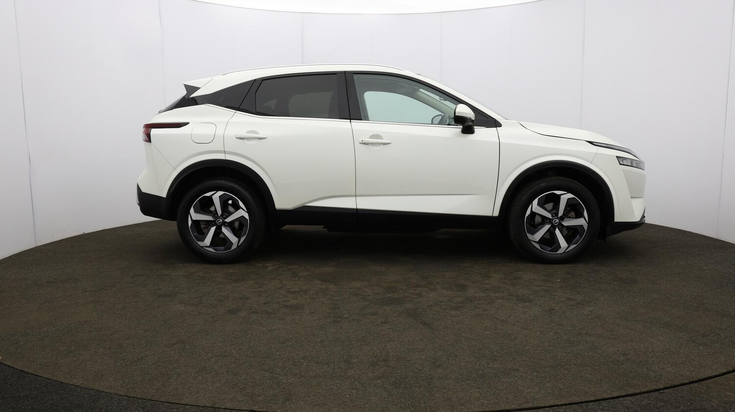Used Nissan Qashqai for sale - 76201171: Photo 54