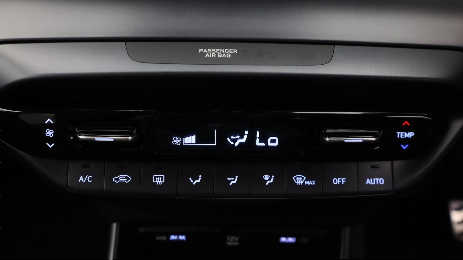 Used Hyundai BAYON 2023 for sale - 77714985: Photo 12