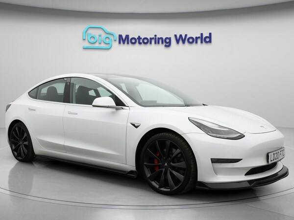 Used Tesla Model 3 2020 for sale - 76307422: Photo 1