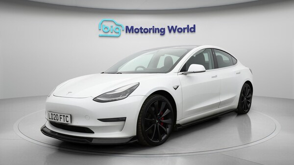 Used Tesla Model 3 2020 for sale - 76307422: Photo 4