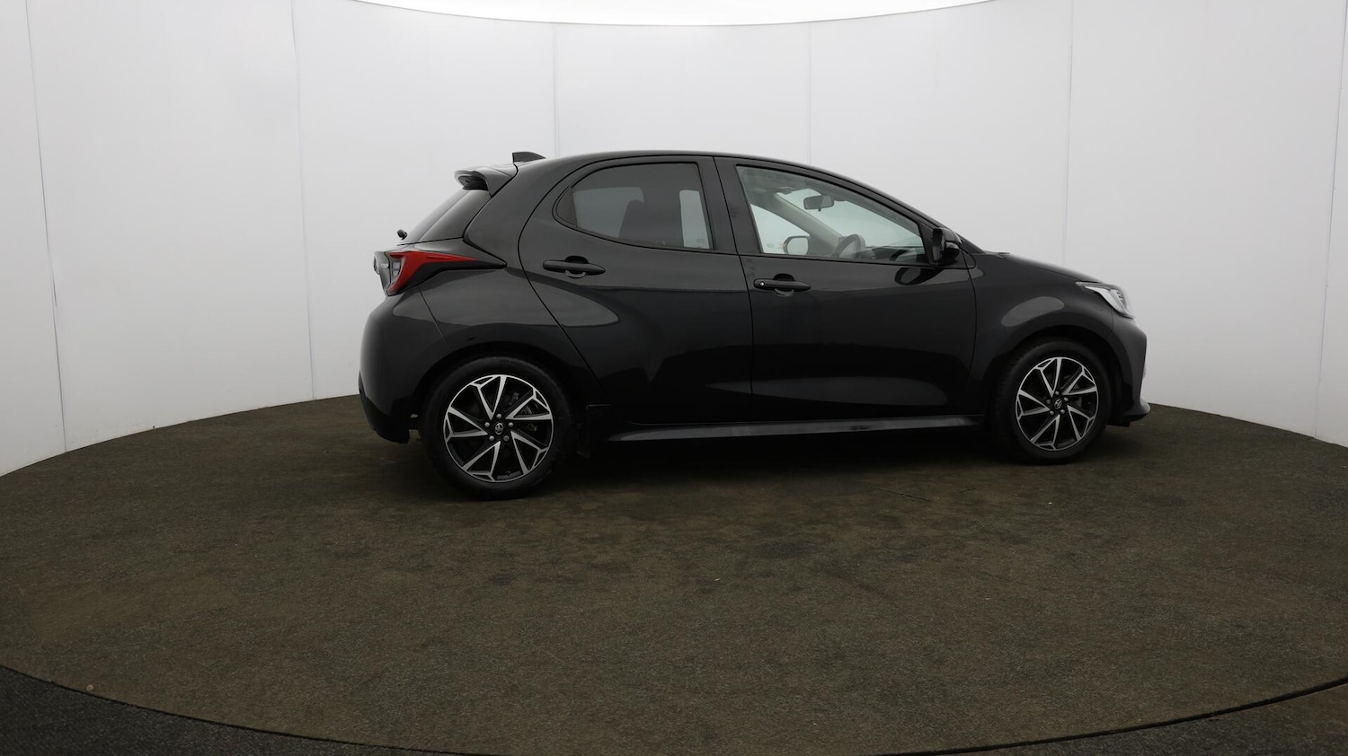 Used Toyota Yaris 2022 for sale - 76440882: Photo 56