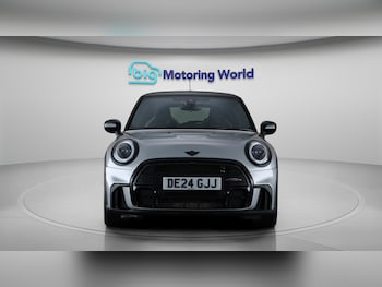 Used MINI Hatch 2024 for sale - 75953764: Photo