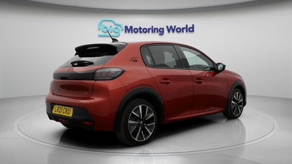 Used Peugeot E-208 2021 for sale - 76084088: Photo 8
